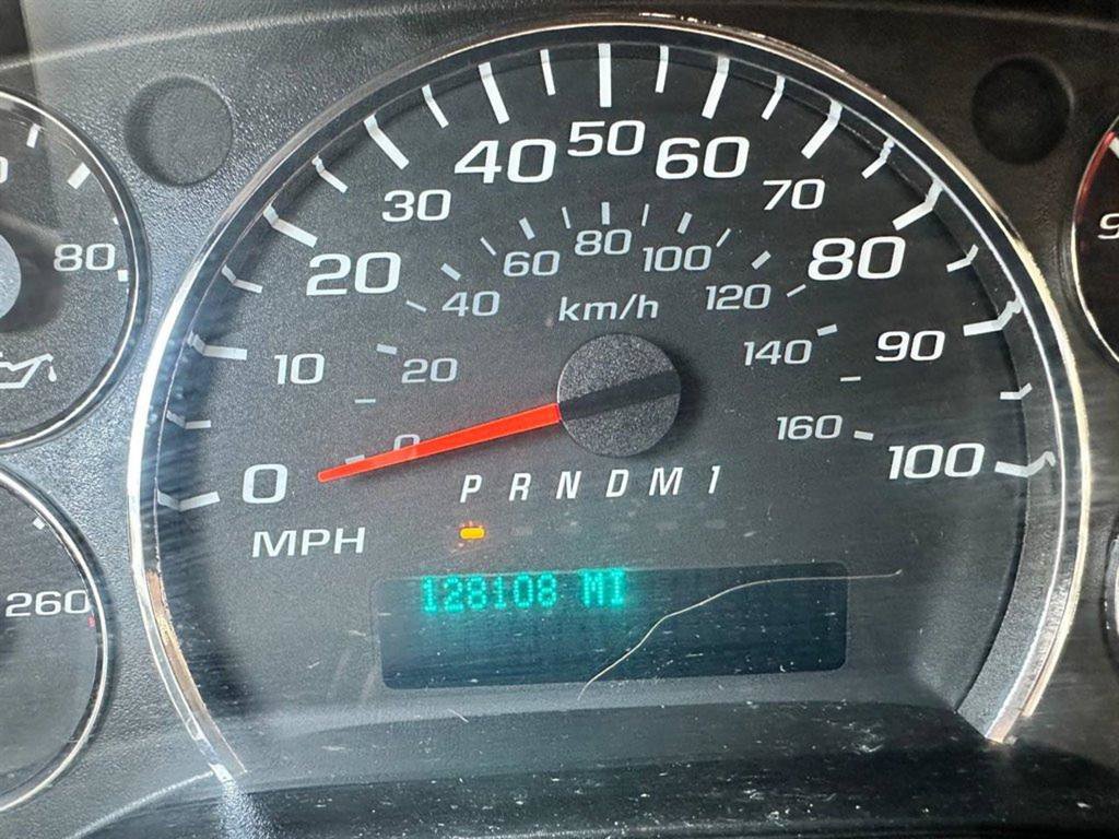 Used 2016 GMC Savana 2500 image 4