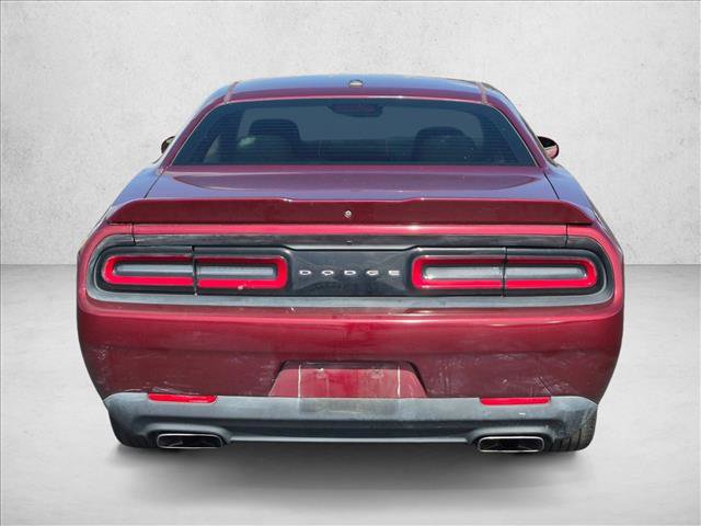 Used 2018 Dodge Challenger R/T RWD image 6