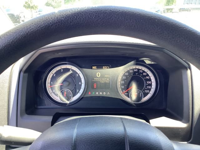 Used 2017 RAM 1500 Express RWD image 14