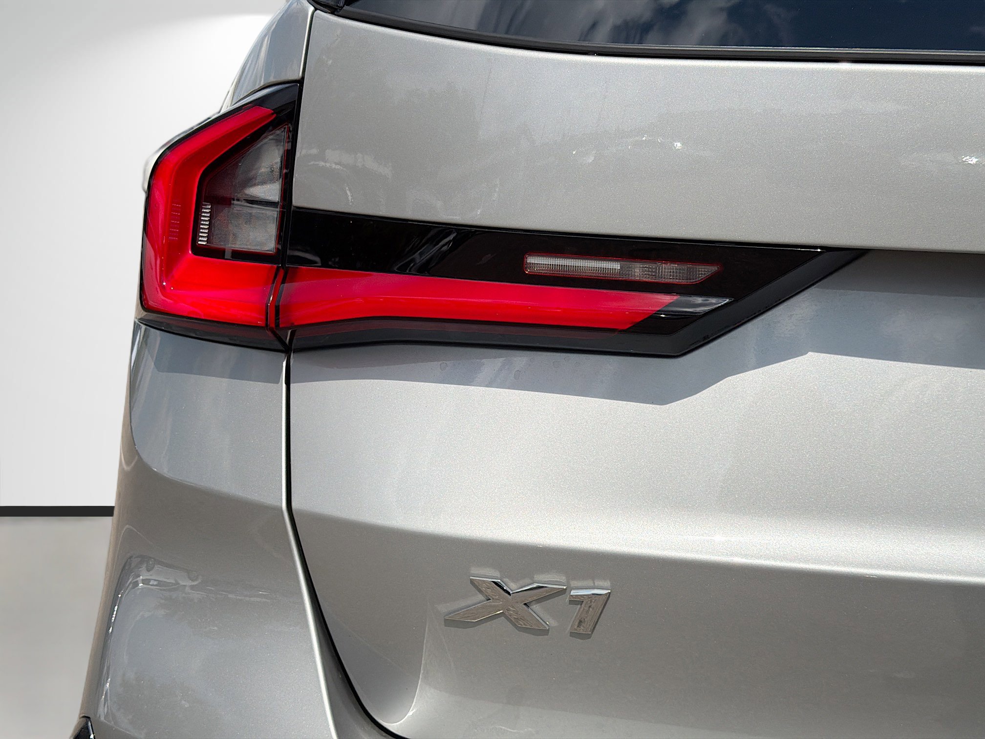 Used 2026 BMW X1 xDrive28i image 10