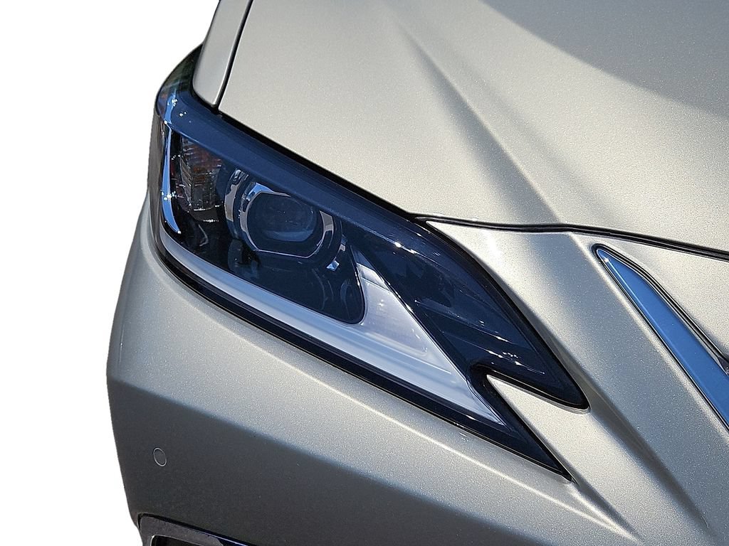 Certified 2023 Lexus ES 250 w/ Premium Package AWD/4WD image 11