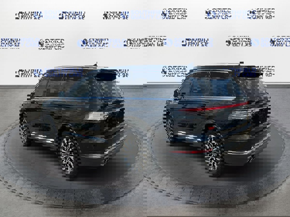 Used 2021 Lincoln Aviator Reserve w/ Equipment Group 201A image 4