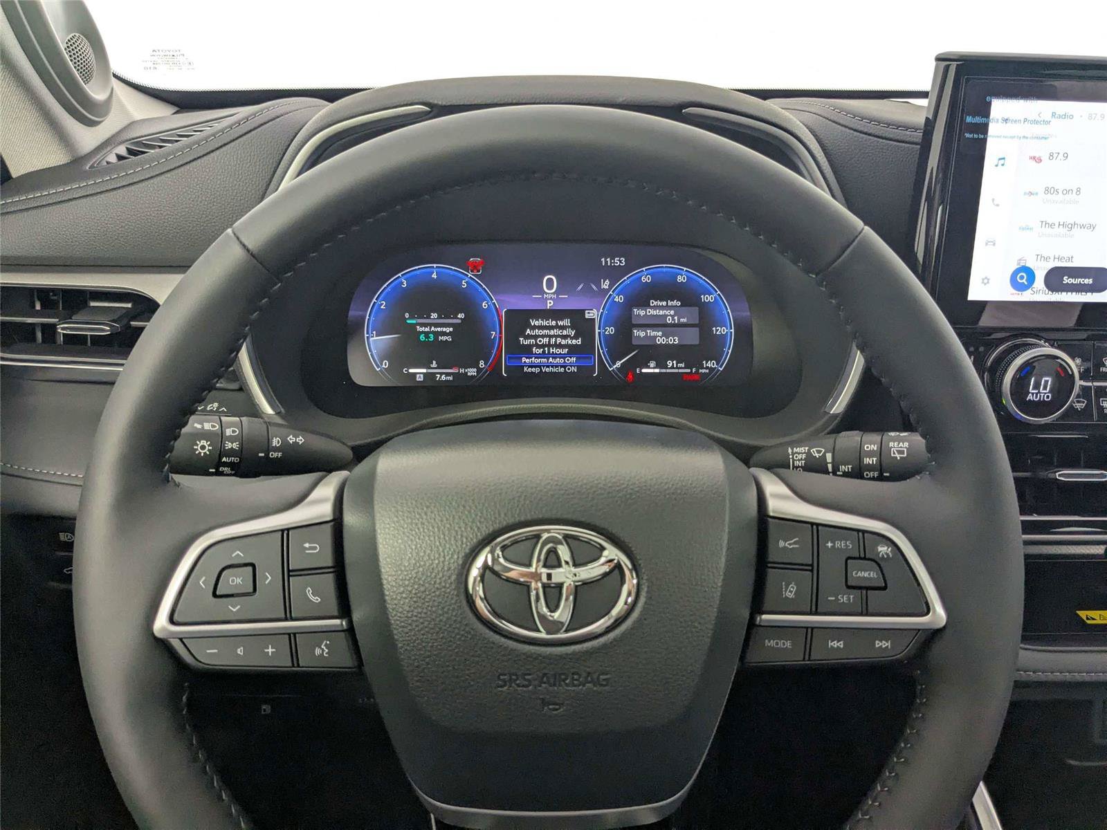 Certified 2026 Toyota Highlander Limited AWD/4WD image 12