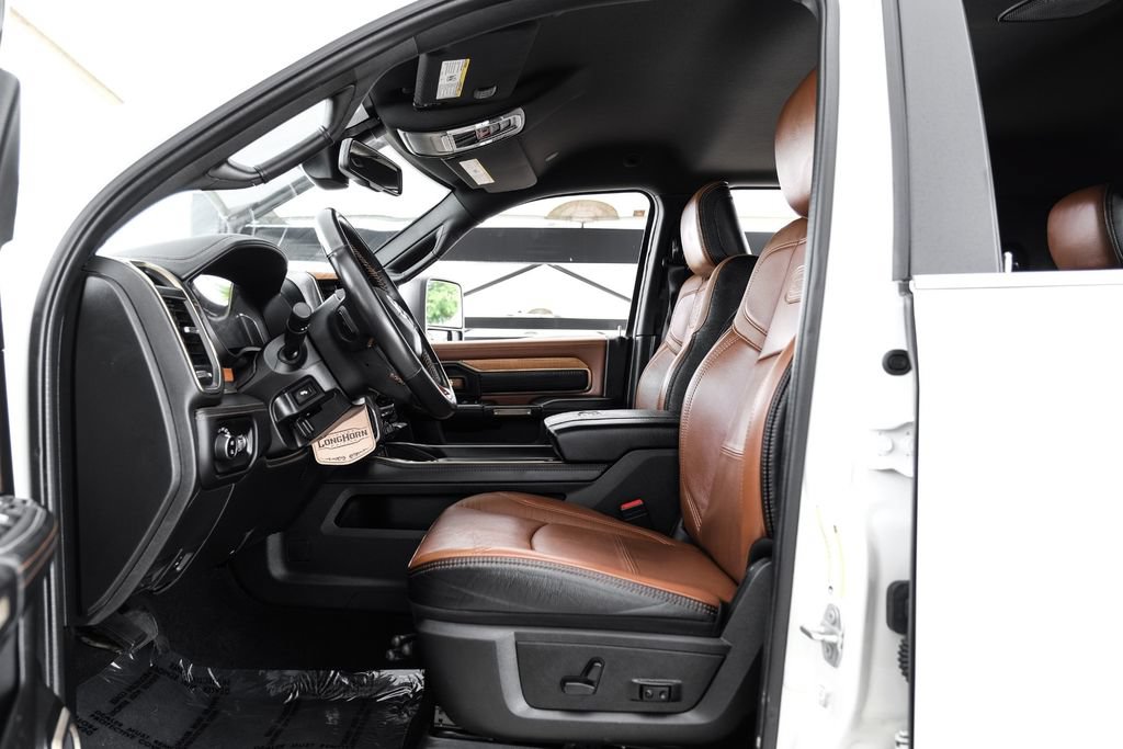 Used 2023 RAM 3500 Limited AWD/4WD image 3
