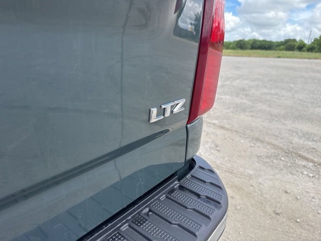 Used 2025 Chevrolet Silverado 3500 LTZ w/ LTZ Texas Edition AWD/4WD image 18