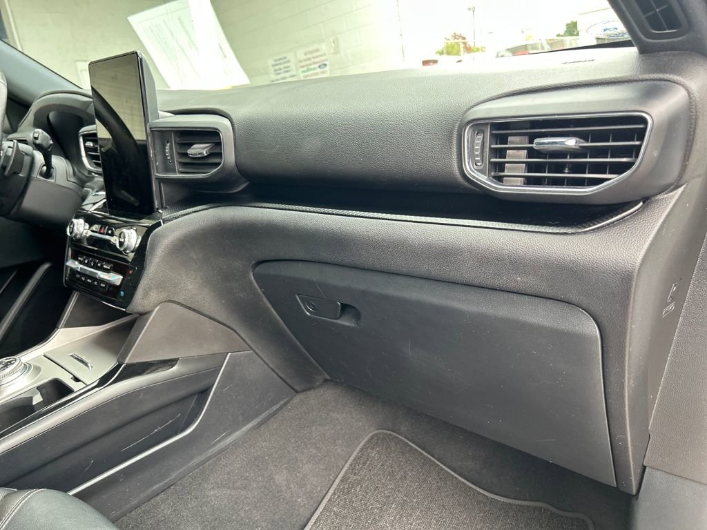 Certified 2021 Ford Explorer ST w/ Equipment Group 401A image 16