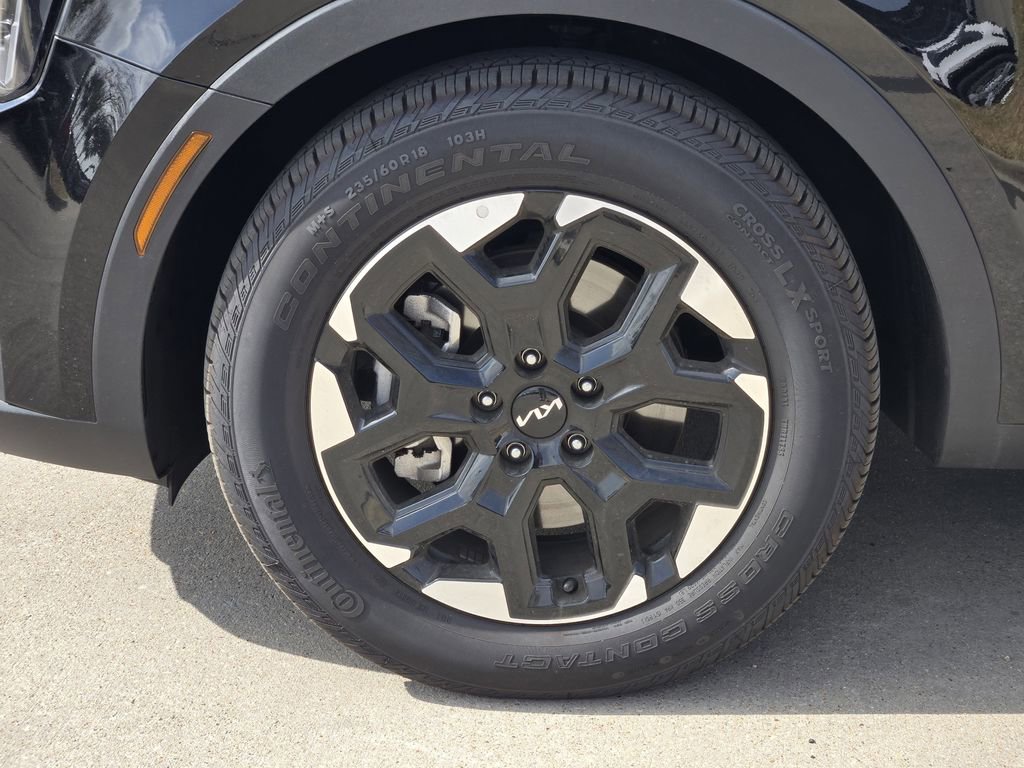 New 2025 Kia Sorento S w/ Panoramic Sunroof Package image 8