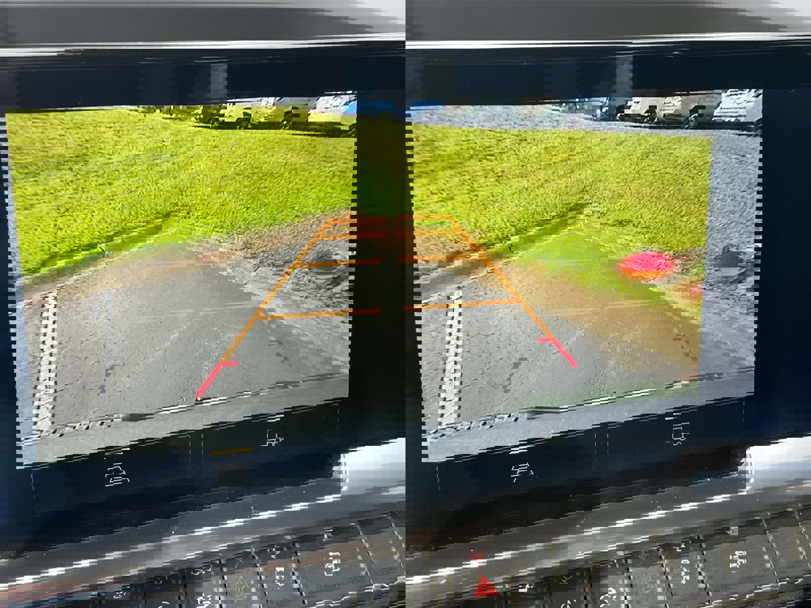 Used 2025 Chevrolet Silverado 1500 LT image 34