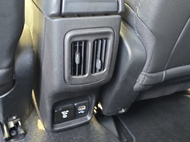 Used 2019 Jeep Compass Limited AWD/4WD image 26