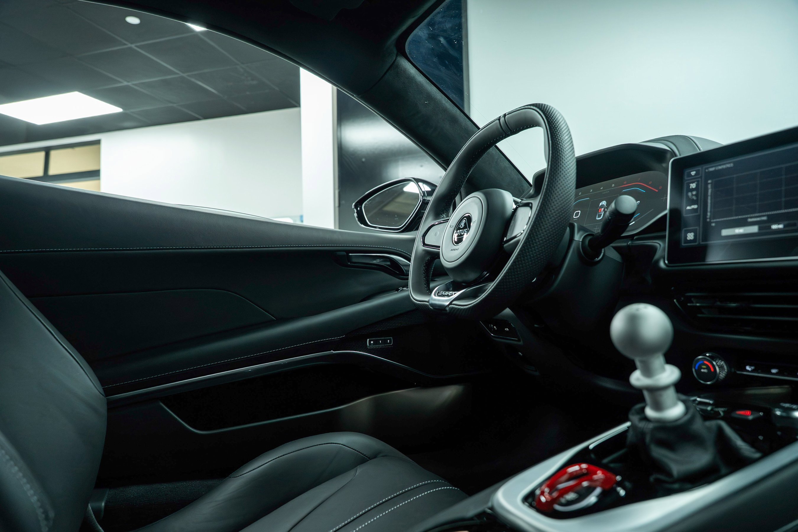 New 2025 Lotus Emira image 24