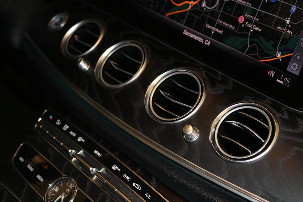 Used 2020 Mercedes-Benz E 350 Sedan image 52