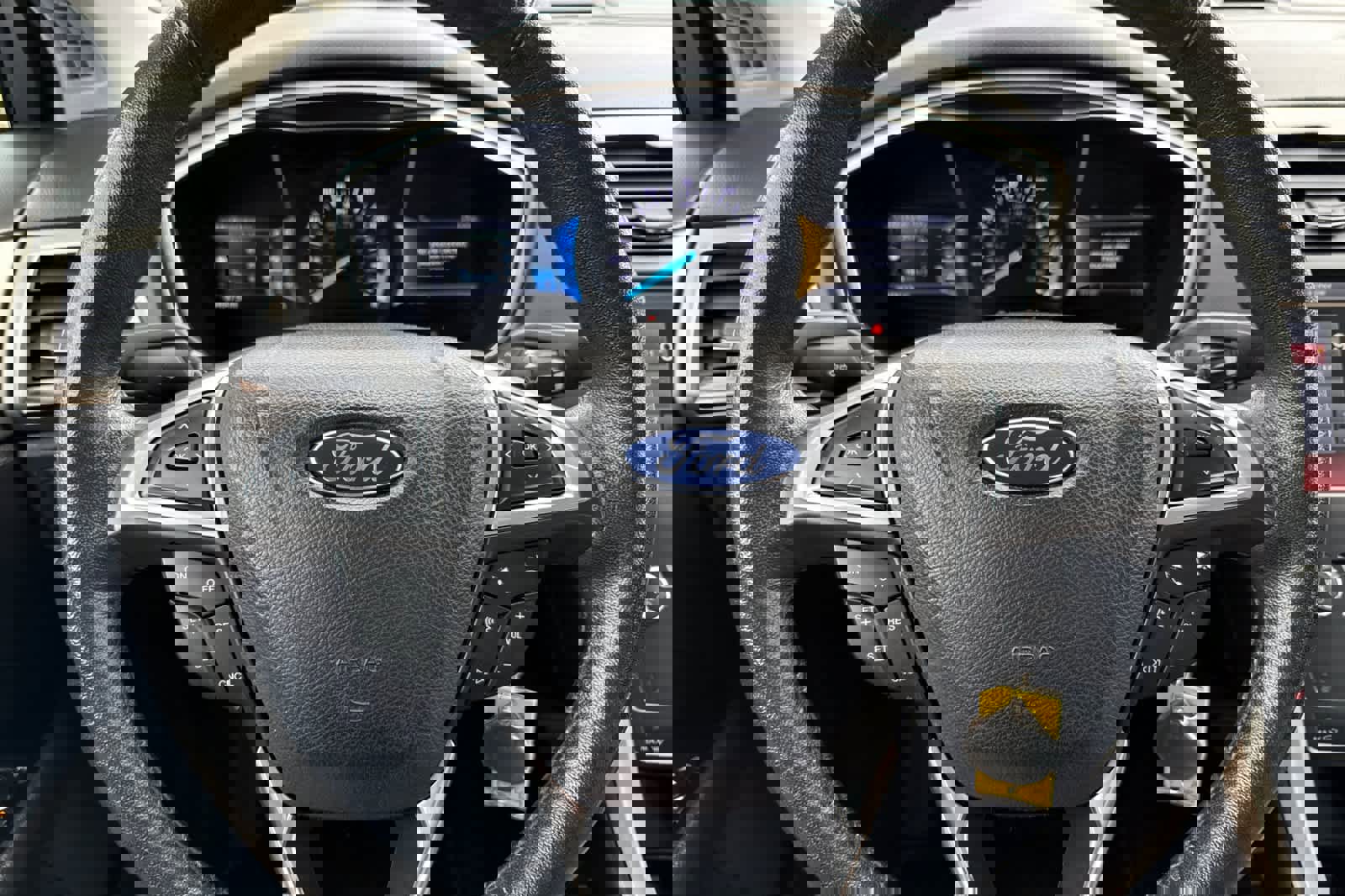 Used 2013 Ford Fusion SE image 23