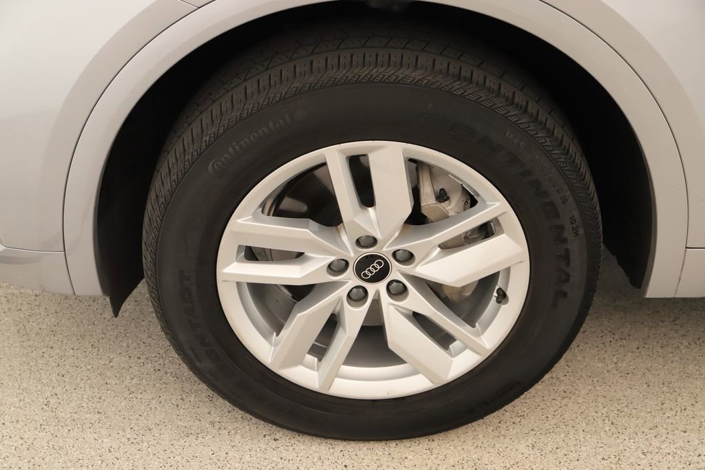 Certified 2023 Audi Q5 2.0T Premium w/ Convenience Package image 33