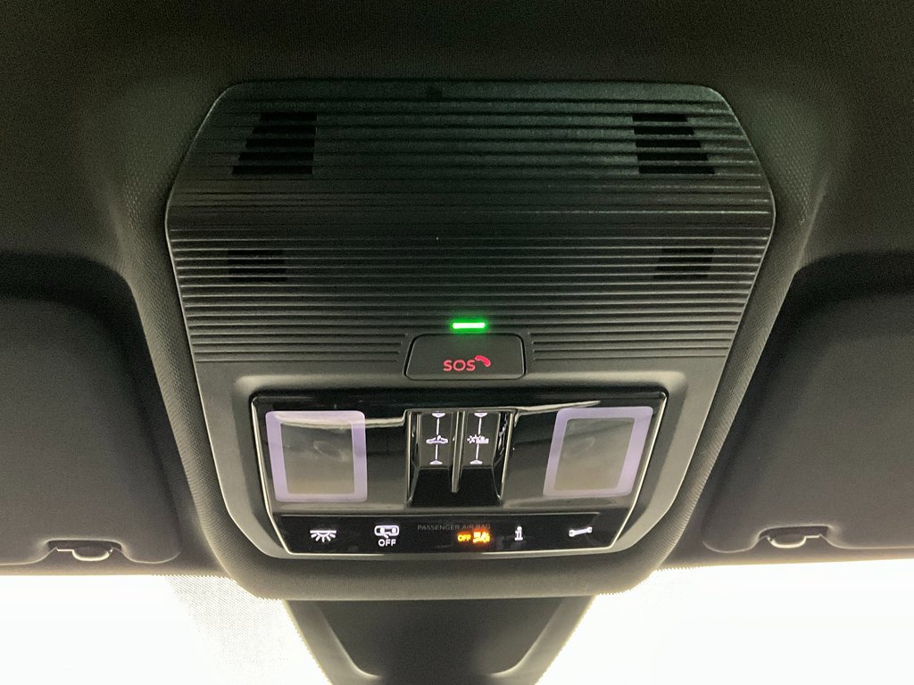 Used 2024 Volkswagen Atlas Cross Sport SEL Premium R-Line image 13