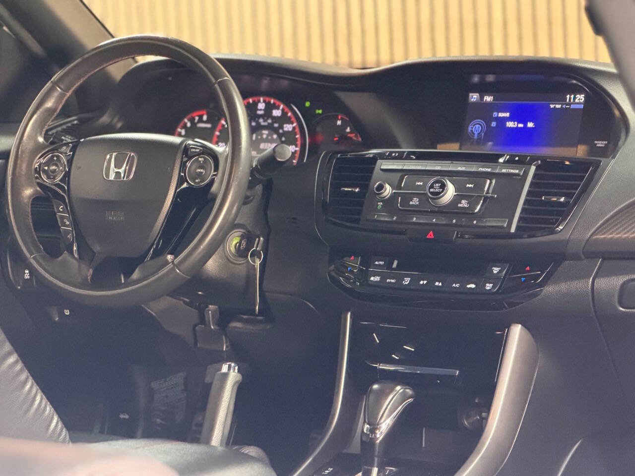 Used 2017 Honda Accord Sport Special Edition image 4