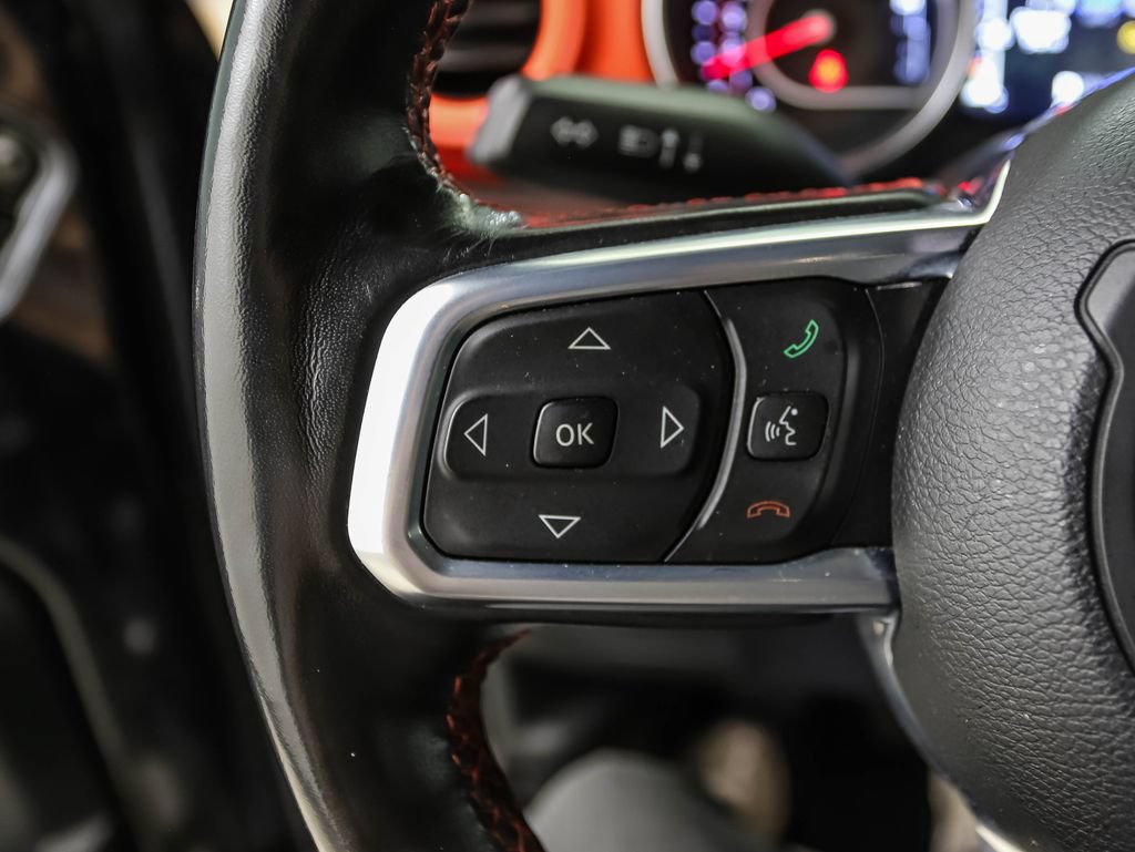 Used 2021 Jeep Wrangler Unlimited Rubicon AWD/4WD image 12