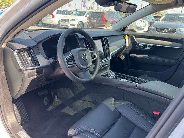 New 2026 Volvo V90 B6 Cross Country Ultra w/ Climate Package image 9