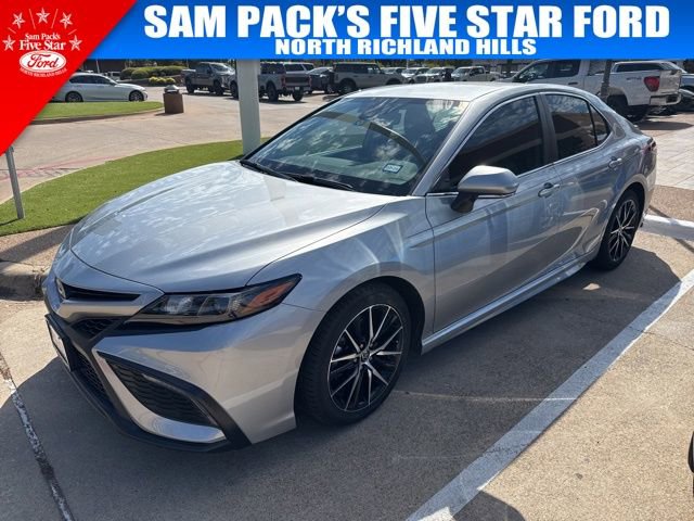 Used 2022 Toyota Camry SE