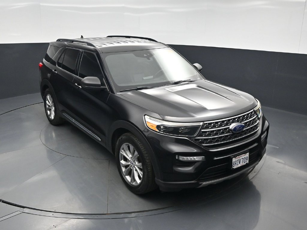 Used 2020 Ford Explorer XLT w/ Equipment Group 202A RWD image 37