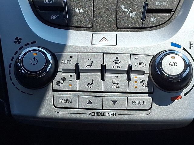 Used 2017 Chevrolet Equinox Premier w/ Enhanced Convenience Package AWD/4WD image 16