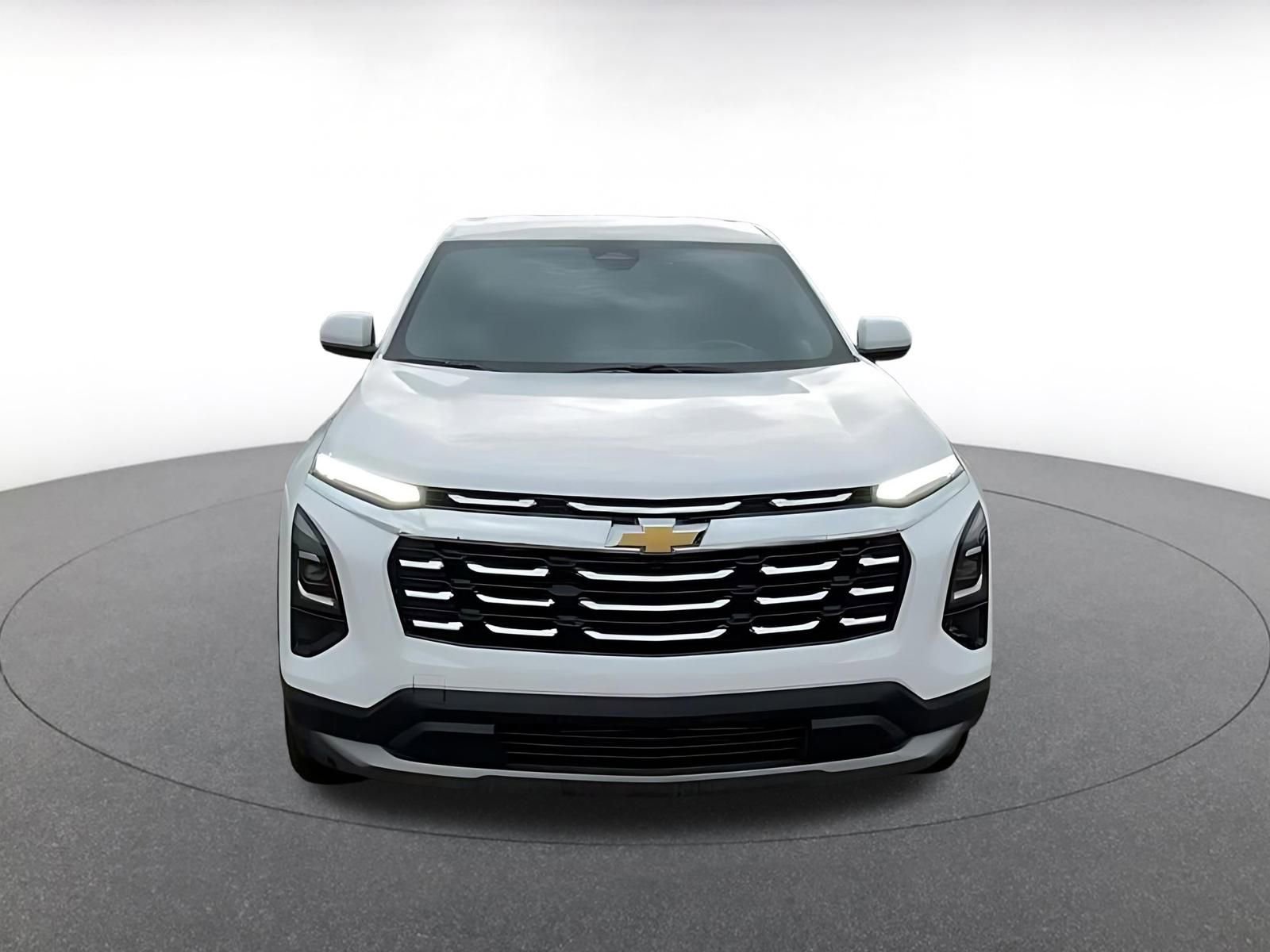 Used 2025 Chevrolet Equinox LT image 4