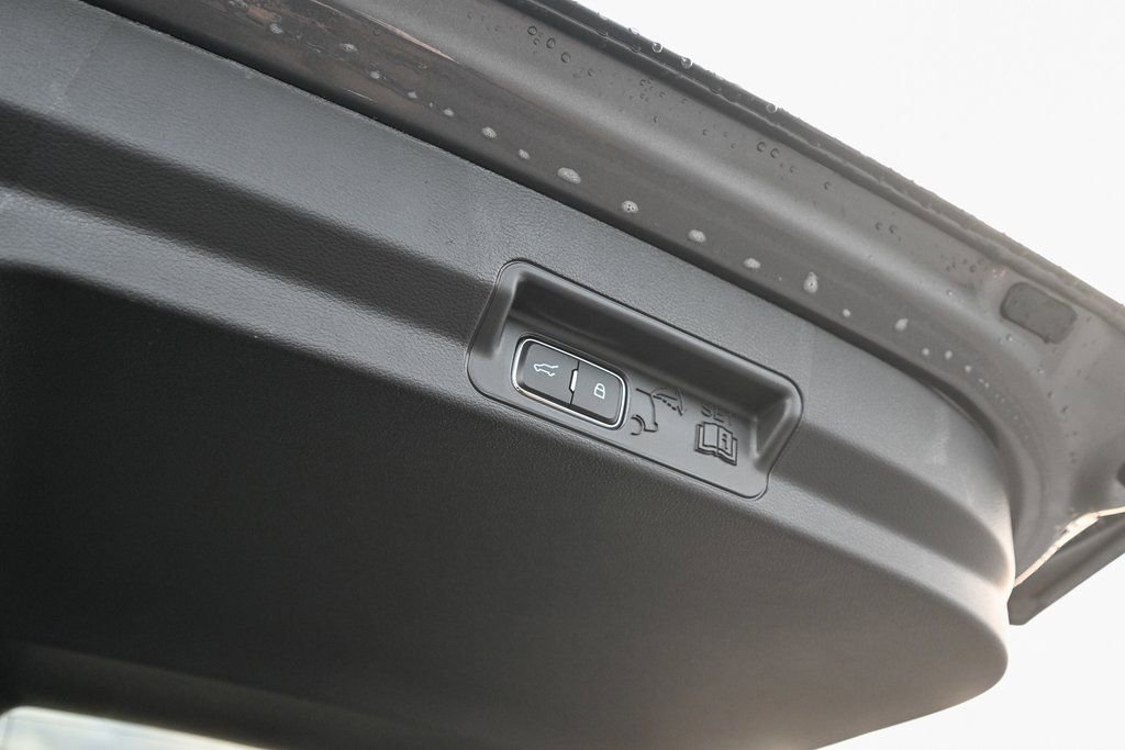 New 2026 Ford Explorer ST-Line w/ ST-Line Street Pack image 14