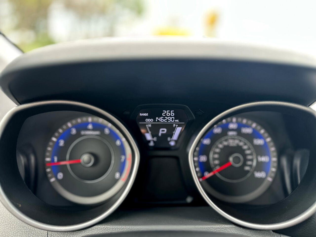 Used 2013 Hyundai Elantra GLS w/ Preferred Pkg image 21