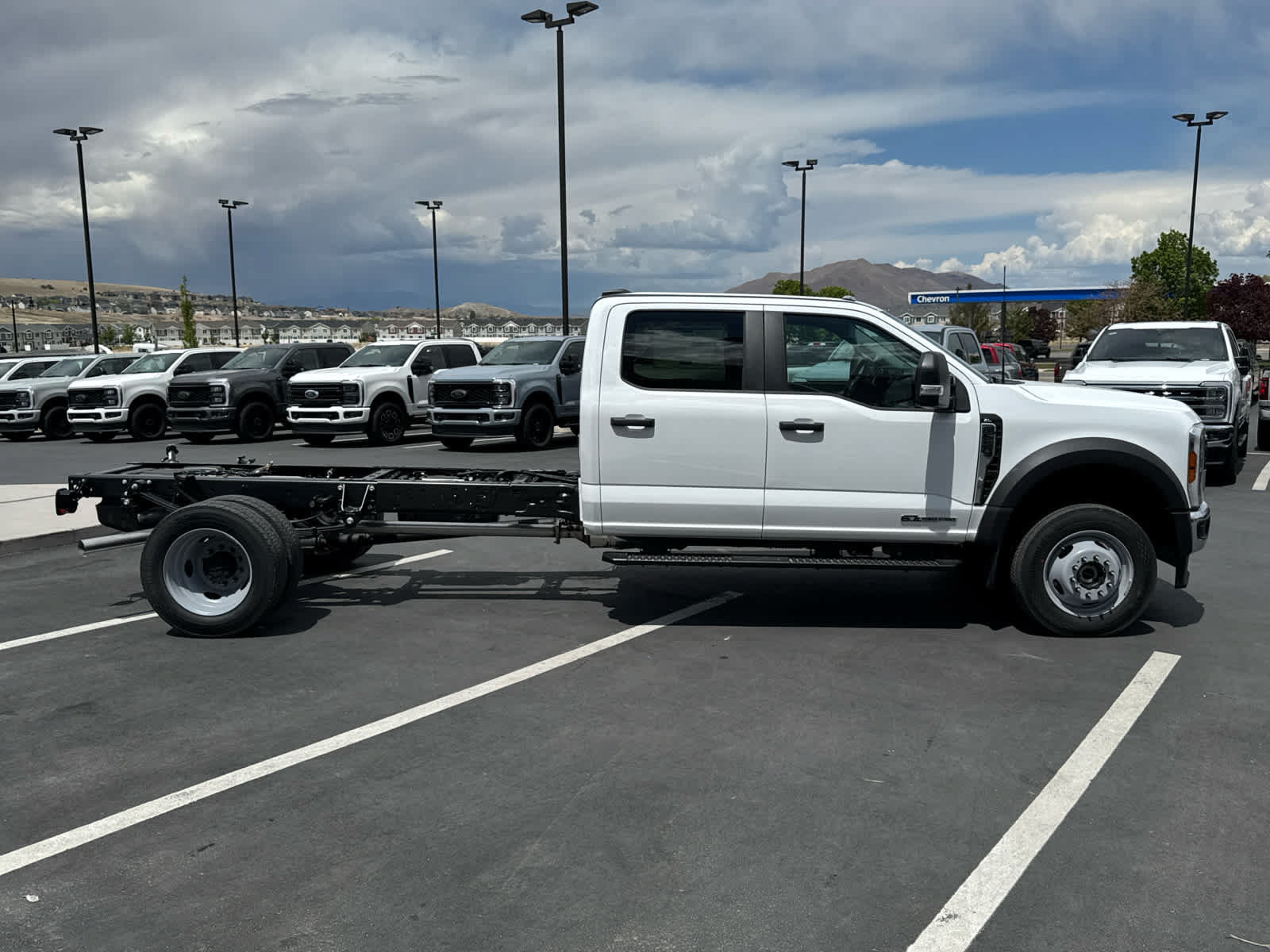 New 2026 Ford F550 4x4 Crew Cab Super Duty w/ XL Chrome Package image 5