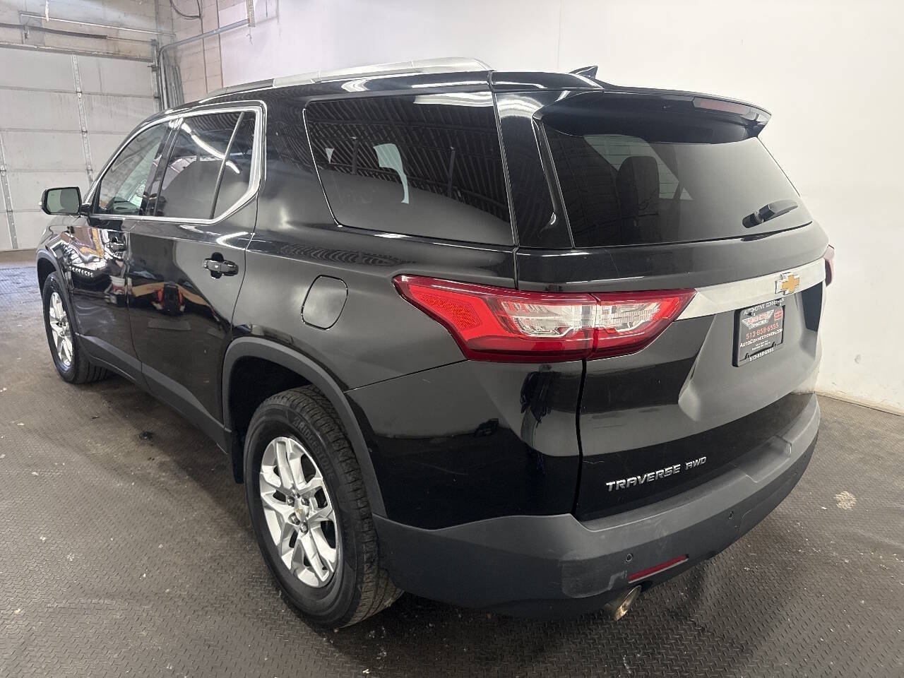 Used 2018 Chevrolet Traverse LT AWD/4WD image 4