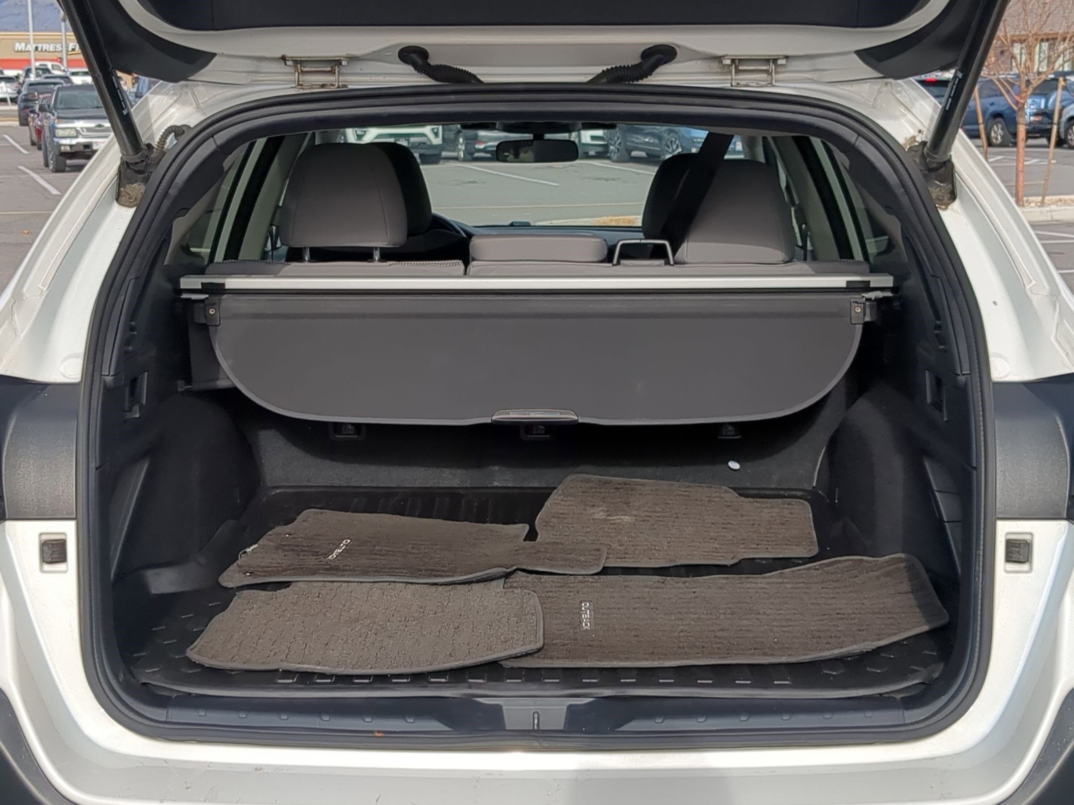 Used 2023 Subaru Outback Premium image 31