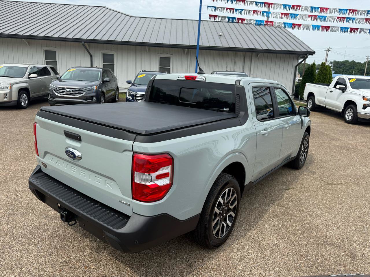 Used 2024 Ford Maverick Lariat AWD/4WD image 5