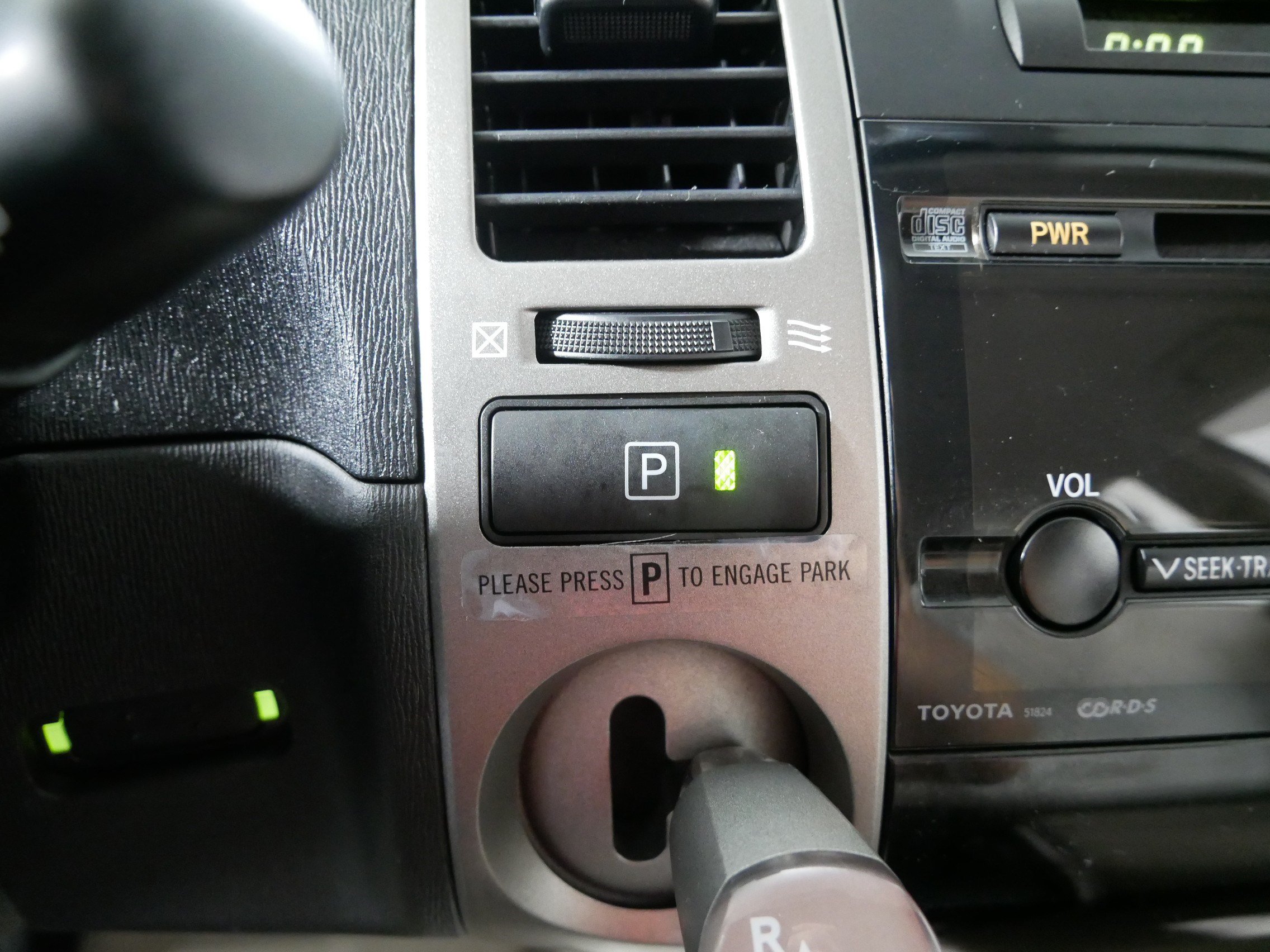Used 2009 Toyota Prius w/ Pkg 2 FWD image 29