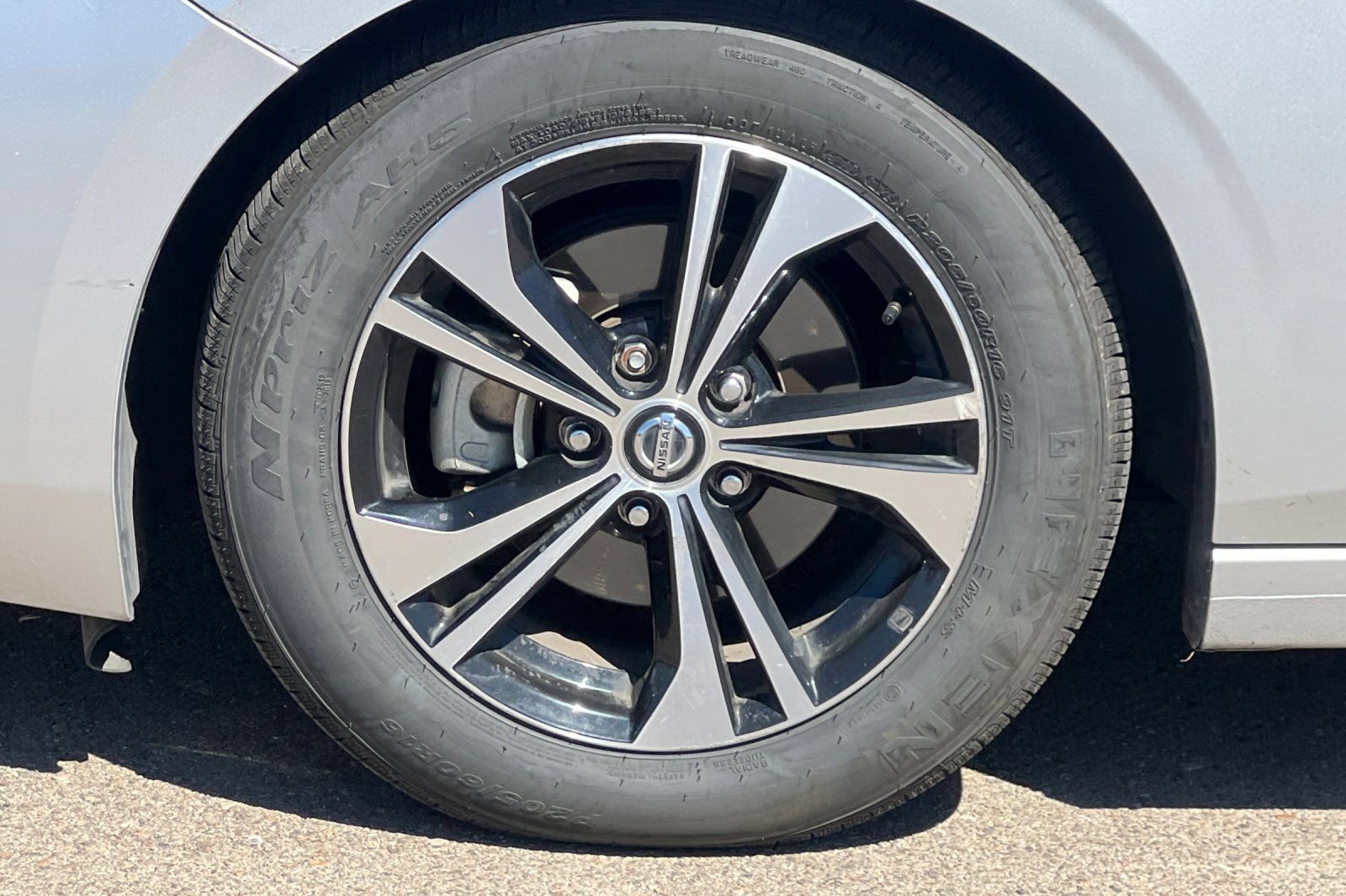 Used 2022 Nissan Sentra SV FWD image 26