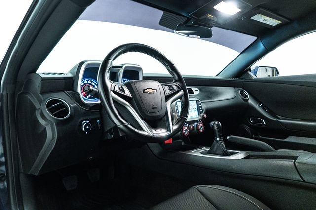 Used 2015 Chevrolet Camaro SS w/ Rear Vision Package image 20