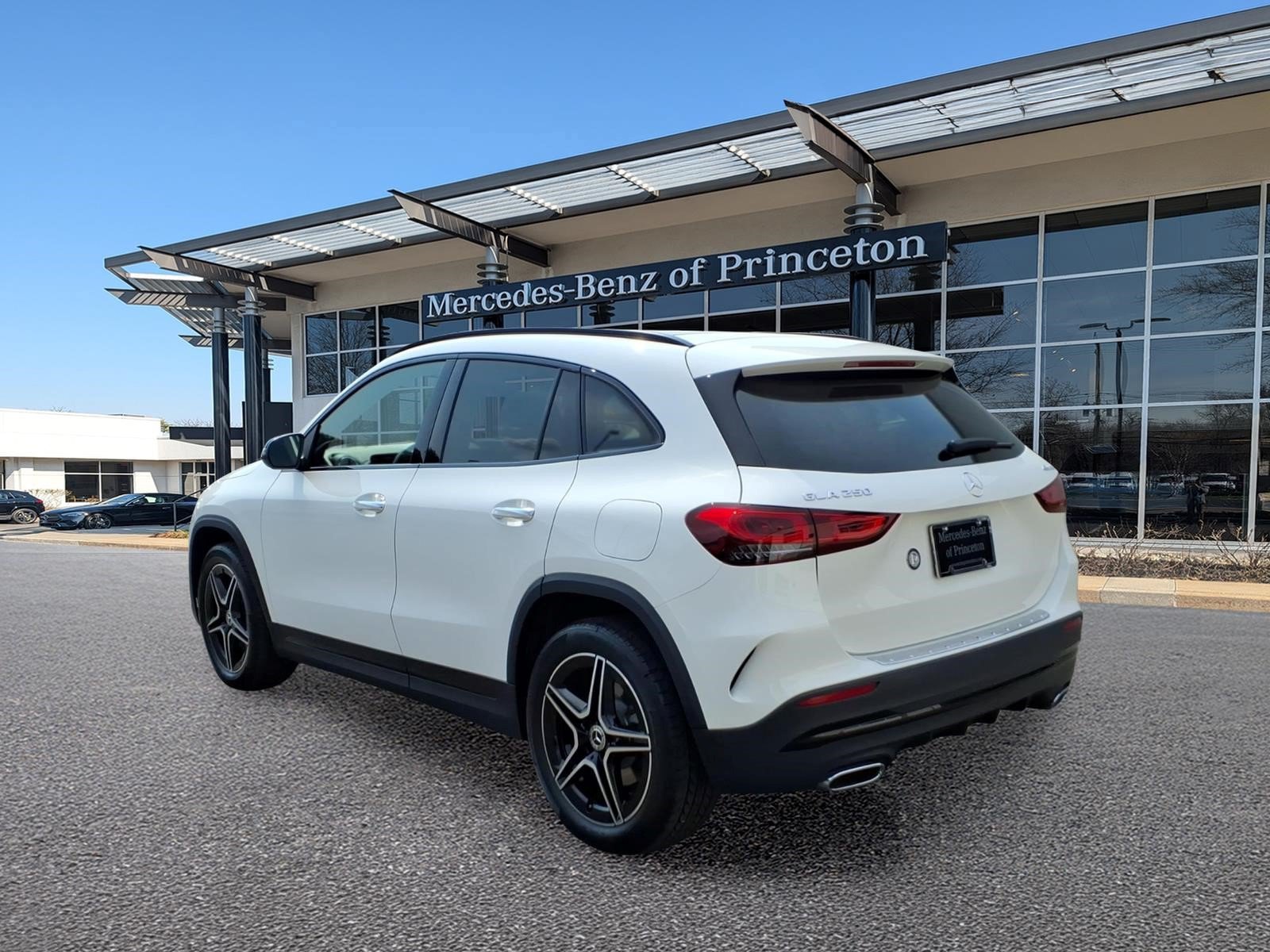 Certified 2023 Mercedes-Benz GLA 250 4MATIC image 5