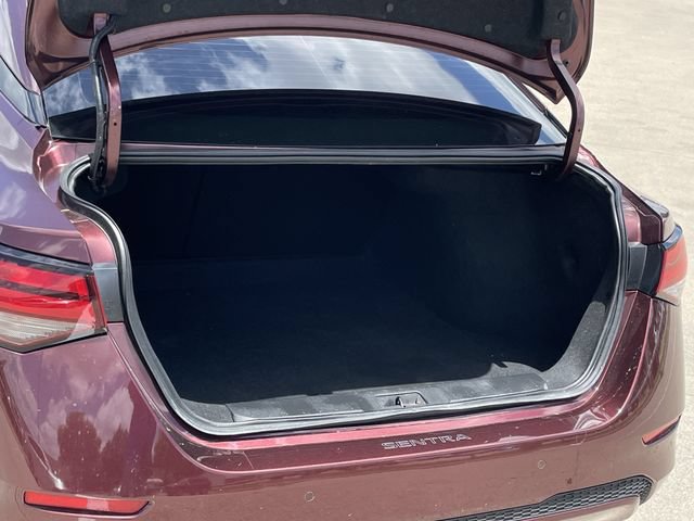 Used 2024 Nissan Sentra SV w/ Lighting Package FWD image 28