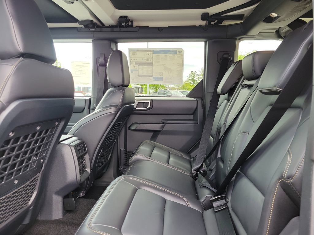 New 2026 Ford Bronco Badlands AWD/4WD image 14