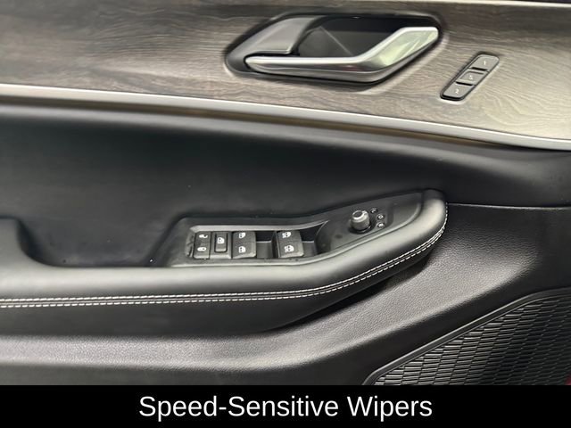 New 2025 Jeep Grand Cherokee Limited w/ Trailer Tow Package image 29