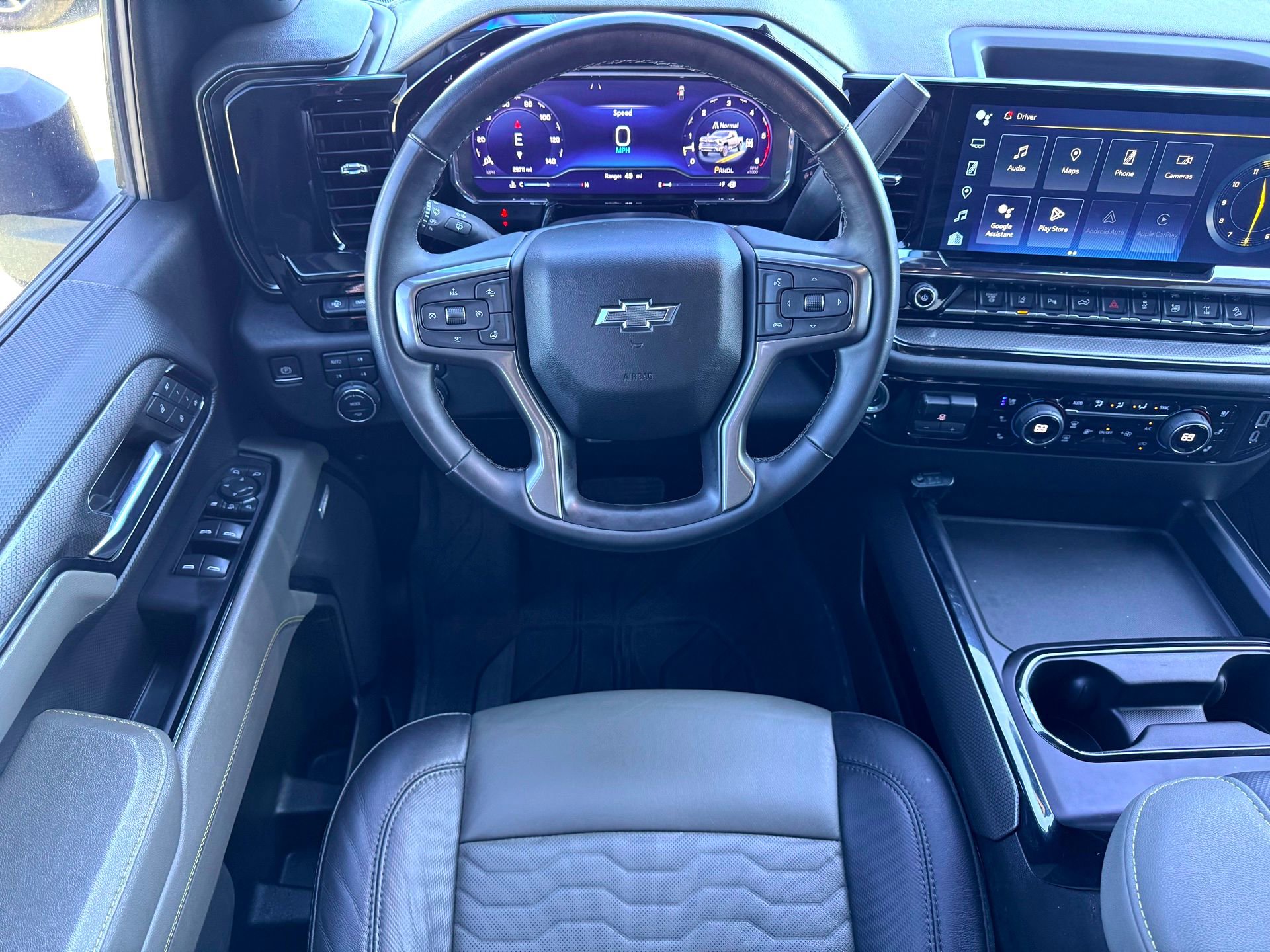 Used 2024 Chevrolet Silverado 2500 ZR2 w/ Technology Package image 27