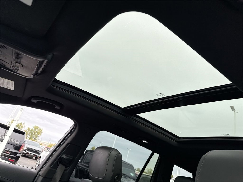 Used 2021 Cadillac XT6 Premium Luxury image 22