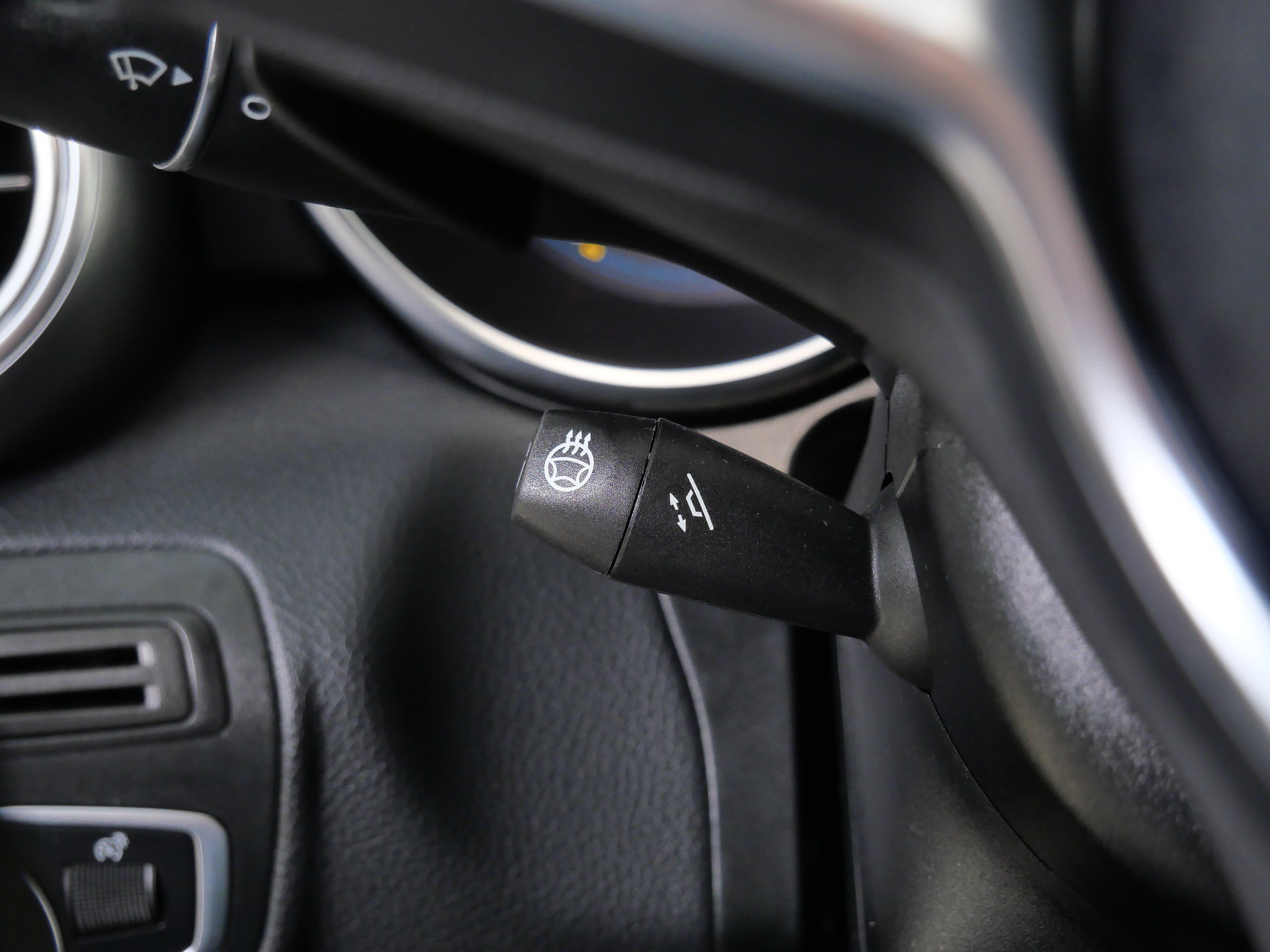 Certified 2021 Mercedes-Benz GLC 300 4MATIC image 31