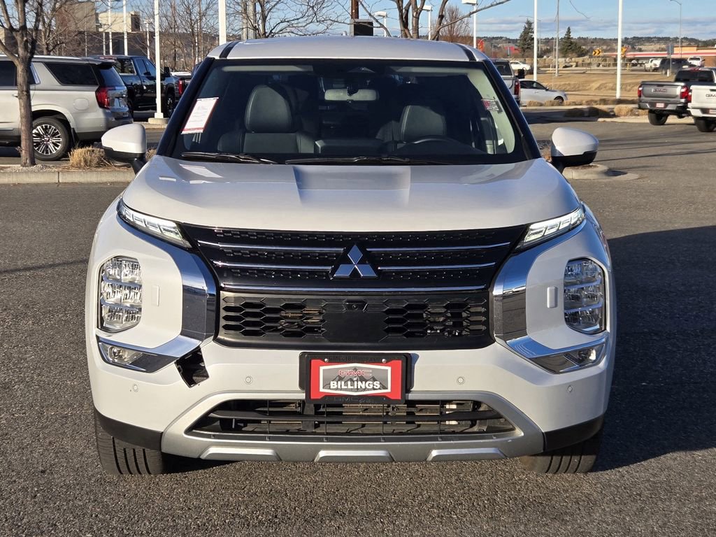 Used 2024 Mitsubishi Outlander SE image 40