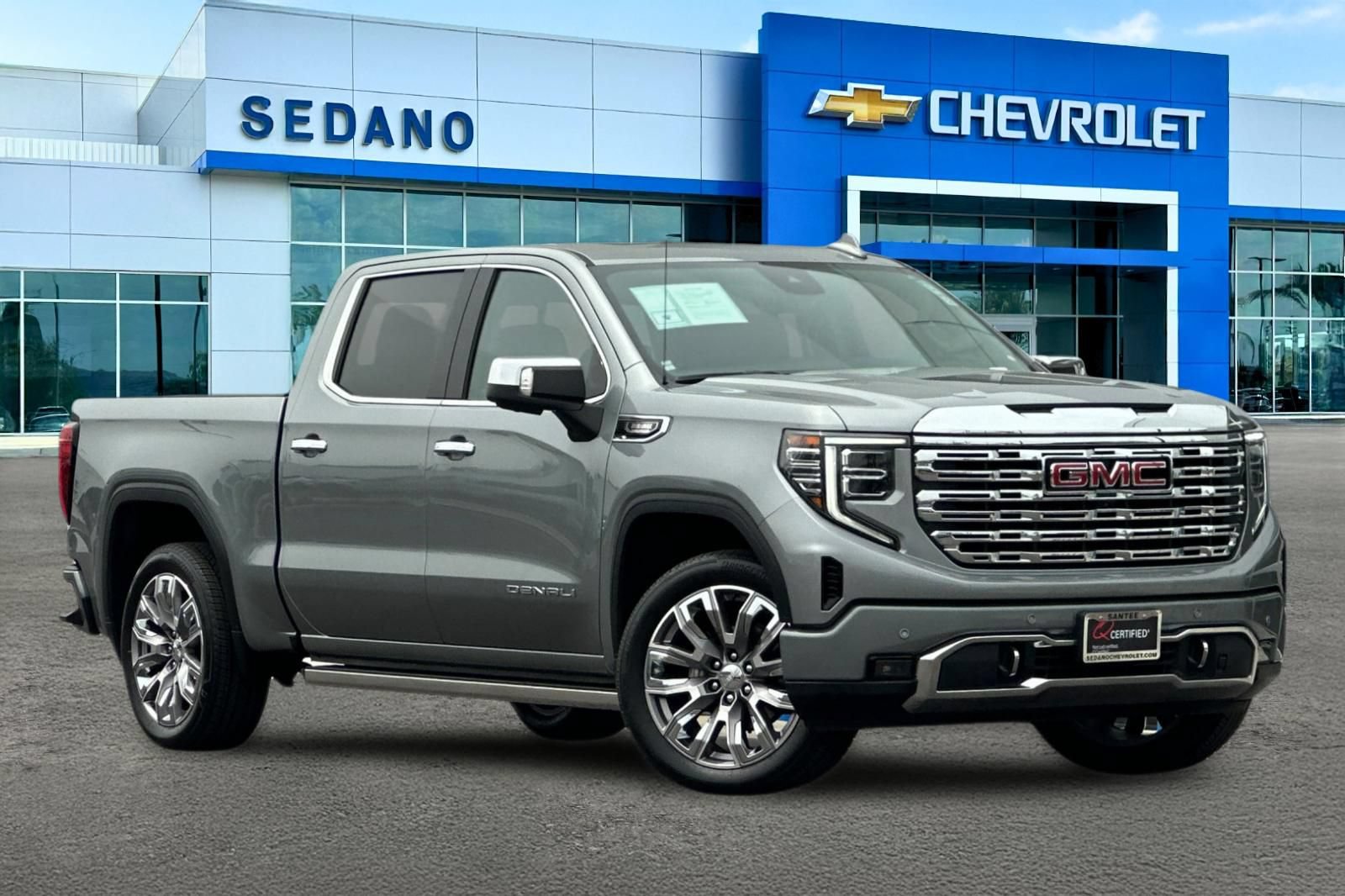 Used 2024 GMC Sierra 1500 Denali w/ Denali Reserve Package AWD/4WD image 2
