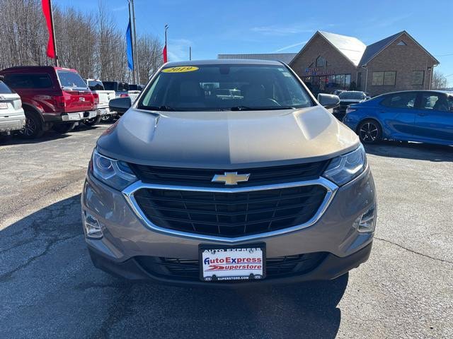 Used 2019 Chevrolet Equinox LT image 2