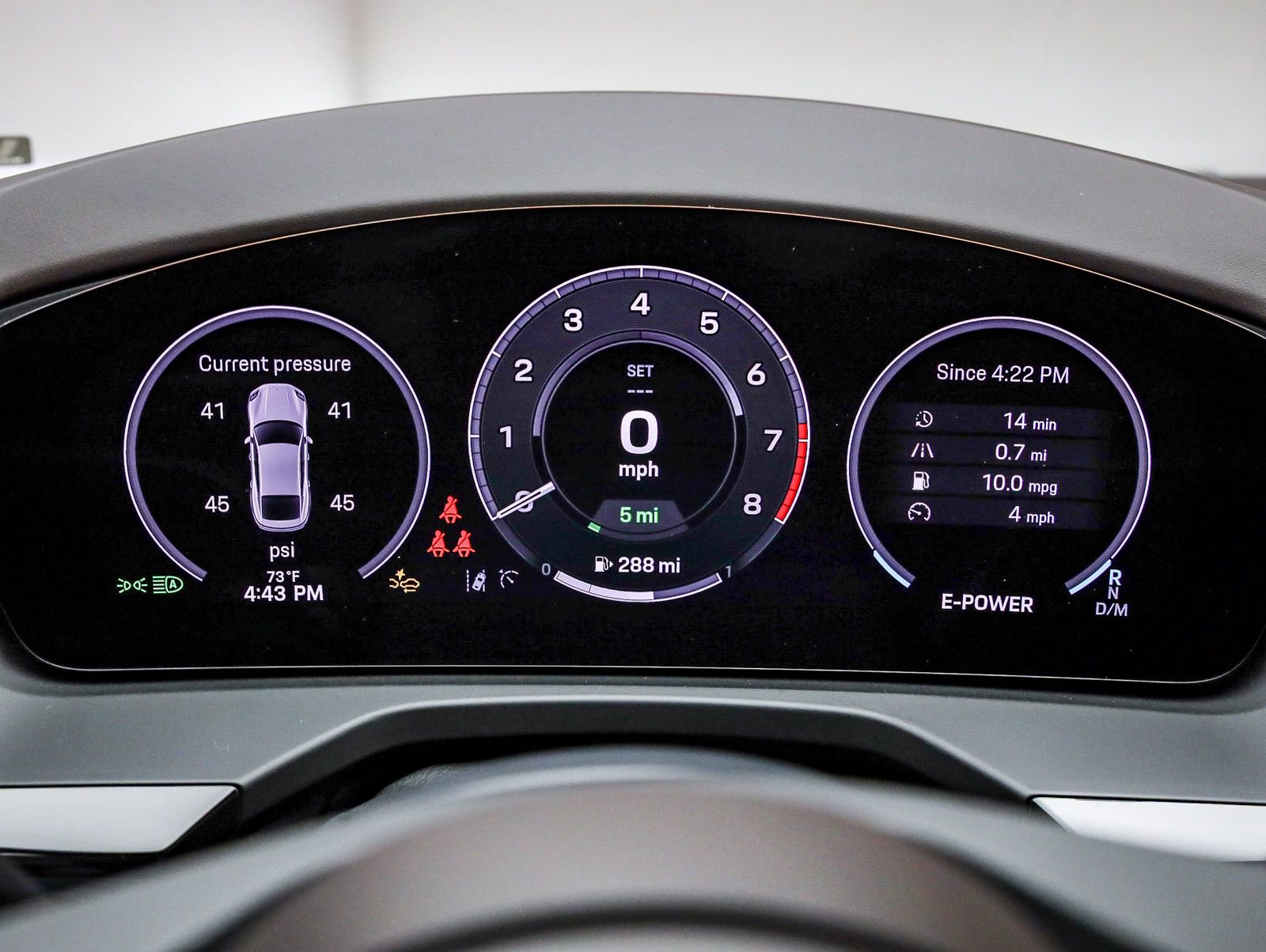 Used 2026 Porsche Panamera 4 image 28