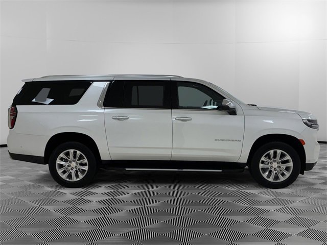 Used 2024 Chevrolet Suburban Premier w/ Advanced Technology Package image 2