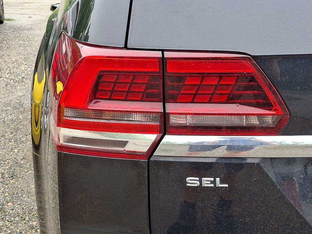 Used 2018 Volkswagen Atlas SEL Premium AWD/4WD image 10