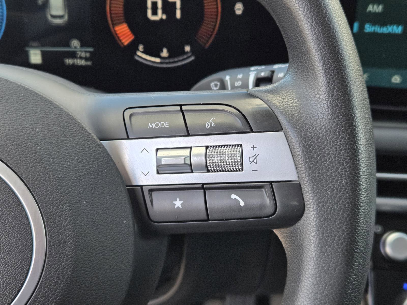Used 2025 Hyundai Tucson SEL FWD image 17