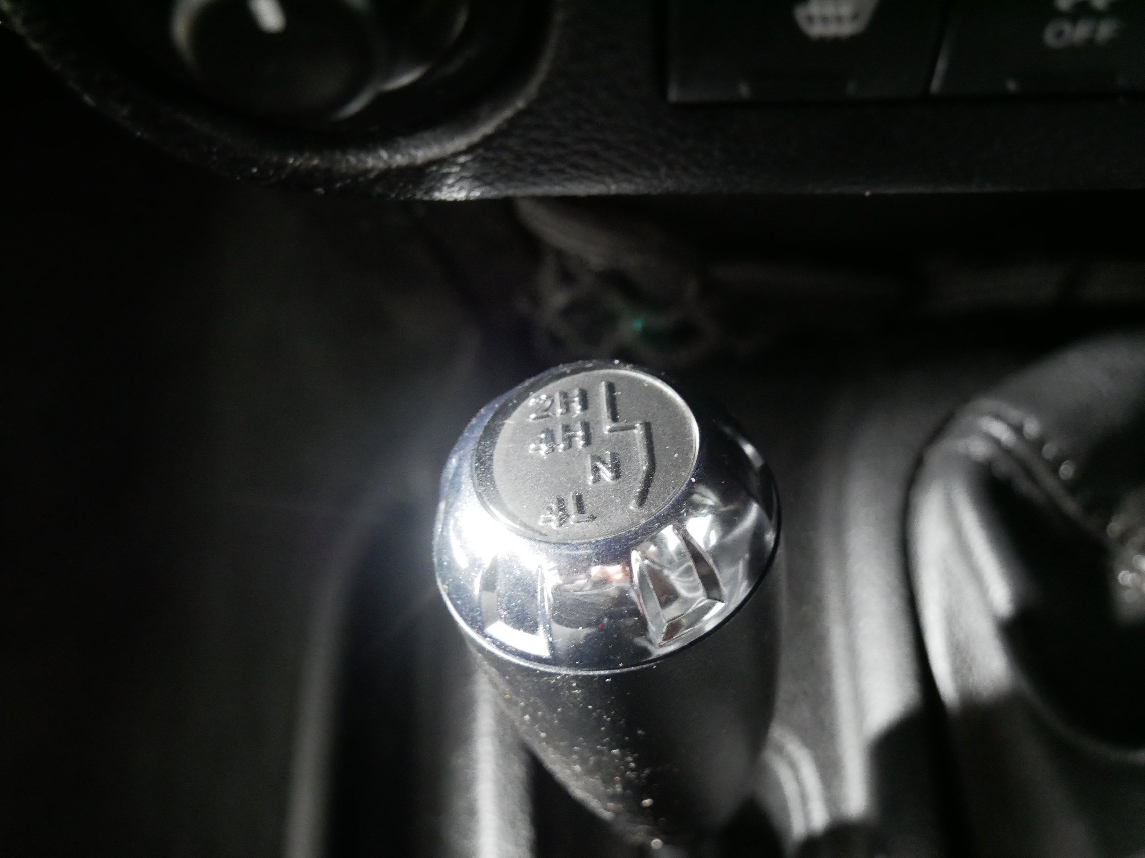 Used 2011 Jeep Wrangler Sahara w/ Dual Top Group image 30