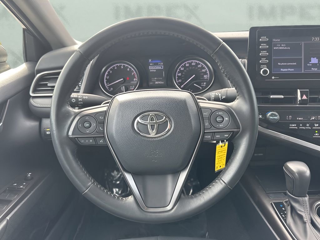 Used 2024 Toyota Camry SE image 13